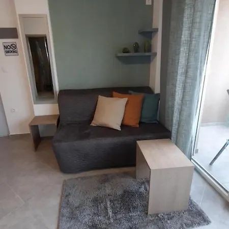 Apartment M, Kallikratia